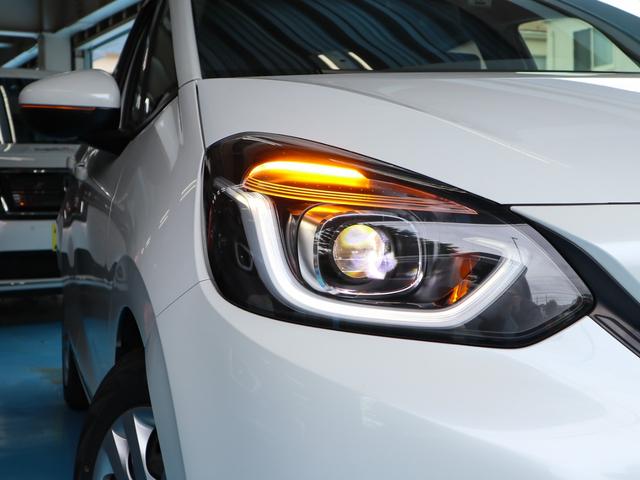 フィット ｅ：ＨＥＶベーシック　●令和３年式　●走行・２９３５１Ｋｍ　●ナビ　●ＥＴＣ　●バックカメラ　●ＬＥＤヘッドライト　●電子制御パーキングブレーキ　●オートエアコン　●ハイブリッド　●レンタカーＵＰ　●ホンダセンシングレス（23枚目）