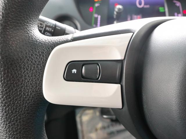 フィット ｅ：ＨＥＶベーシック　●令和３年式　●走行・２９３５１Ｋｍ　●ナビ　●ＥＴＣ　●バックカメラ　●ＬＥＤヘッドライト　●電子制御パーキングブレーキ　●オートエアコン　●ハイブリッド　●レンタカーＵＰ　●ホンダセンシングレス（40枚目）