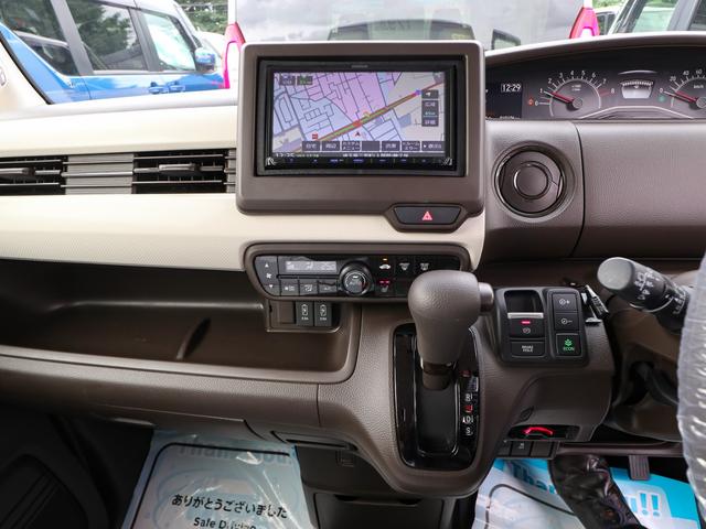 Ｎ－ＢＯＸ Ｌ　●令和５年式　●走行・１９１０６Ｋｍ　●ナビ　●ＥＴＣ　●バックカメラ　●電子パーキング　●ＡＣＣ　●両側電動スライドドア　●衝突軽減ブレーキ　●ＬＥＤヘッドライト　●Ｆシートヒーター　●レンタＵＰ（4枚目）