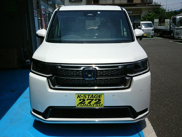 ステップワゴン ｅ：ＨＥＶスパーダ　●令和４年式　●走行７２５９ｋｍ　●１１．４型ホンダコネクトナビ　●全方位カメラ　●ＥＴＣ　●両側電動スライドドア　●渋滞追従機能付ＡＣＣ　●７人乗　●シートヒーター　●電子パーキング　●新車保証付（2枚目）