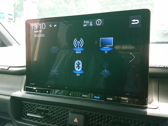 ステップワゴン ｅ：ＨＥＶスパーダ　●令和４年式　●走行７２５９ｋｍ　●１１．４型ホンダコネクトナビ　●全方位カメラ　●ＥＴＣ　●両側電動スライドドア　●渋滞追従機能付ＡＣＣ　●７人乗　●シートヒーター　●電子パーキング　●新車保証付（4枚目）