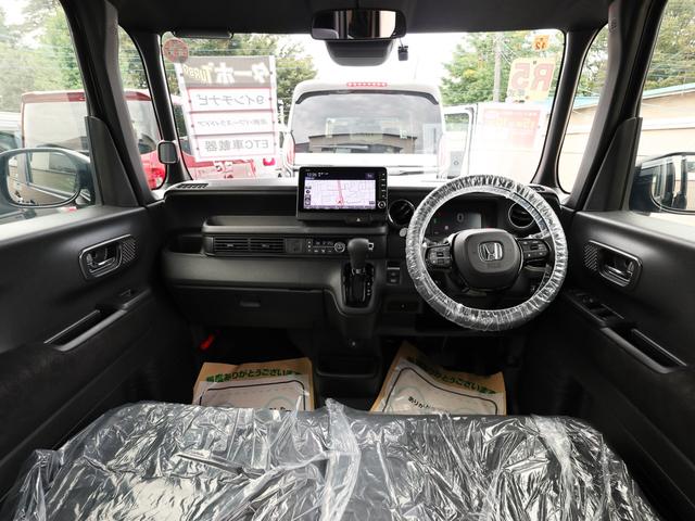 Ｎ－ＢＯＸカスタム ターボ　●令和５年式　●走行１８８８０ｋｍ　●９型ホンダコネクトナビ　●ＥＴＣ　●バックカメラ　●両側電動スライドドア　●渋滞追従機能付ＡＣＣ　●電子パーキング　●ＬＥＤライト　●シートヒーター　●新車保証付（9枚目）
