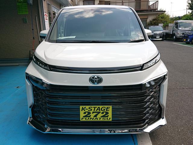ヴォクシー Ｓ－Ｚ　●令和５年式　●走行４３１７１ｋｍ　●１０．５型ディスプレイナビ　●後席モニター　●パワーバックドア　●ＥＴＣ２．０　●バックカメラ　●両側電動スライドドア　●ＬＥＤ　●シートヒーター　●新車保証付（2枚目）