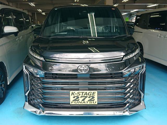 ヴォクシー Ｓ－Ｚ　●令和６年式　●走行３８４９ｋｍ　●１０．５型ディスプレイナビ　●後席モニター　●前後ドラレコ　●ＥＴＣ２．０　●バックカメラ　●両側電動スライドドア　●電動パーキング　●ＢＳＭ　●禁煙車　●新車保証（2枚目）