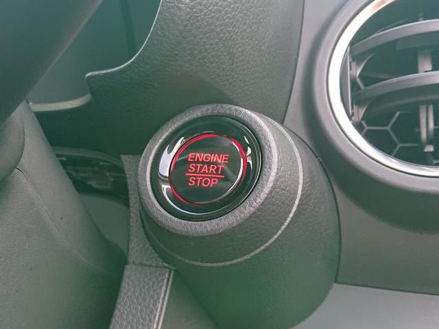 Ｎ－ＯＮＥ オリジナル　●令和３年　●走行・３００４６Ｋｍ　●純正ナビ　●ＥＴＣ　●バックカメラ　●ドライブレコーダー　●電子パーキング　●ＡＣＣ　●衝突軽減ブレーキ　●ＬＥＤヘッドライト　●２トーンカラー　●オートエアコン（17枚目）