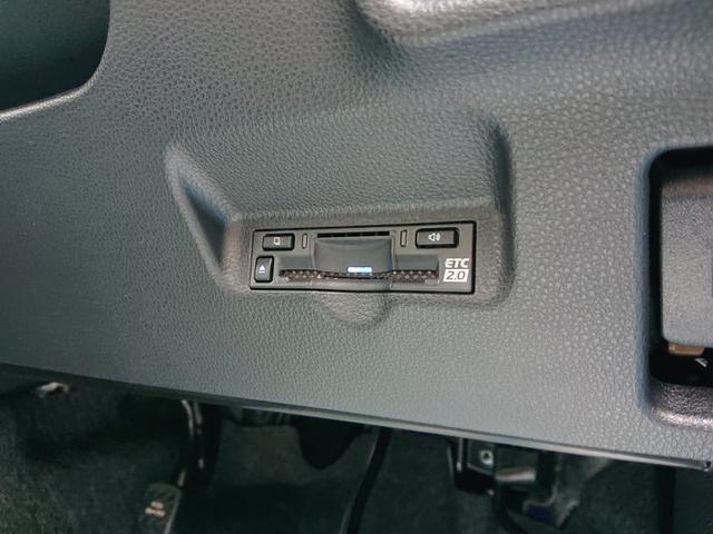 シエンタ ハイブリッドＺ　５人乗　●令和５年式　●走行４９８４ｋｍ　●１０．５型ディスプレイナビ　●全方位カメラ　●前後ドラレコ　●ＥＴＣ２．０　●両側電動スライドドア　●レーダークルーズ　●ＬＥＤライト　●禁煙車　●新車保証（7枚目）