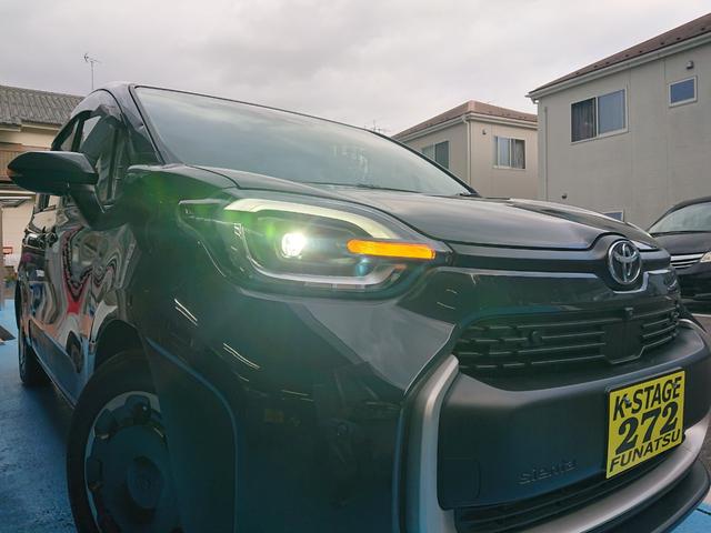 シエンタ ハイブリッドＺ　５人乗　●令和５年式　●走行４９８４ｋｍ　●１０．５型ディスプレイナビ　●全方位カメラ　●前後ドラレコ　●ＥＴＣ２．０　●両側電動スライドドア　●レーダークルーズ　●ＬＥＤライト　●禁煙車　●新車保証（17枚目）