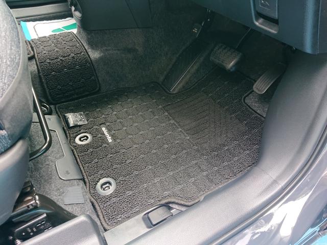 シエンタ ハイブリッドＺ　５人乗　●令和５年式　●走行４９８４ｋｍ　●１０．５型ディスプレイナビ　●全方位カメラ　●前後ドラレコ　●ＥＴＣ２．０　●両側電動スライドドア　●レーダークルーズ　●ＬＥＤライト　●禁煙車　●新車保証（41枚目）