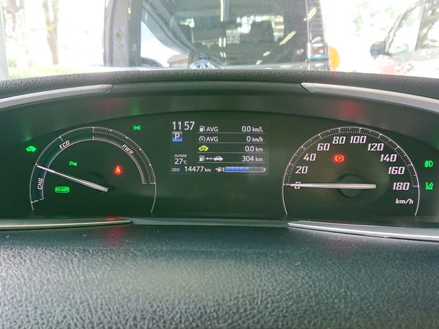 シエンタ ハイブリッドＧ　クエロ　●令和４年式　●走行・１４４７７Ｋｍ　●車検整備付　●７人乗　●純正フルセグナビ　●ＥＴＣ２．０　●全方位カメラ　●両側電動スライドドア　●衝突軽減ブレーキ　●クルーズコントロール　●Ｆシートヒーター（17枚目）