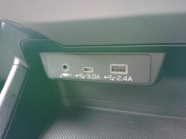 クロストレック リミテッド　●令和５年式　●走行・２９０４９Ｋｍ　●１１．６インチセンターインフォメーションディスプレイナビ　●ＥＴＣ　●全方位カメラ　●前後ドラレコ　●電子パーキング　●ＡＣＣ　●３カメラアイサイト　●禁煙車（24枚目）