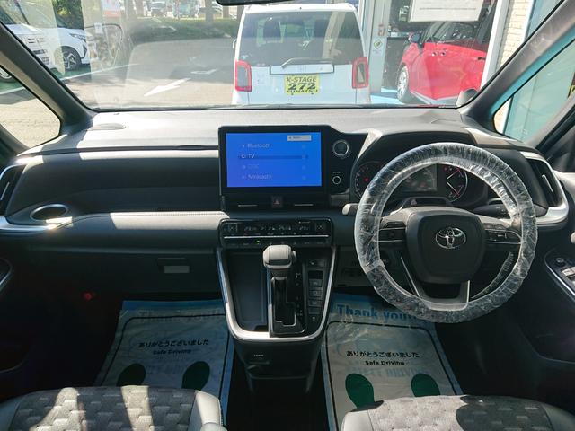 ヴォクシー Ｓ－Ｚ　●令和６年式　●走行３３３２５Ｋｍ　●１０．５型ディスプレイナビ　●全方位カメラ　●アドバンスドパーク　●パワーバックドア　●ユニバーサルステップ　●プロジェクター式ＬＥＤライト　●新車保証　●禁煙車（16枚目）