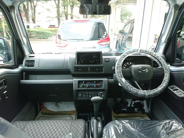 ハイゼットトラック ジャンボエクストラ　４ＷＤ　ＣＶＴ　●届出済未使用車　●令和７年式　●ＬＥＤヘッドライト＆フォグライト　●プッシュスタートボタン　●衝突被害軽減ブレーキ　●パワーウィンドウ　●ＬＥＤ荷台作業灯　●キーフリー　●新車保証付（10枚目）