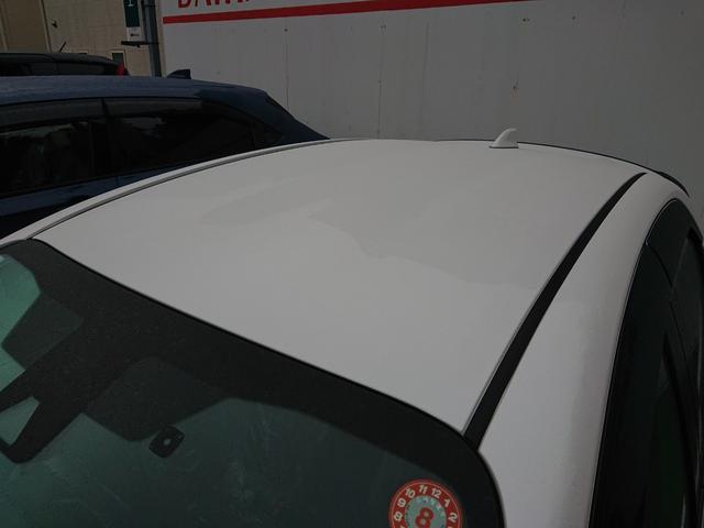 ボディに浅いヘコミが複数ございます。実際にお車の状態をご確認ください。細かな箇所の追加写真などの対応は原則として行っておりません。ご来店のご予約枠には限りがございますので、お早めのご予約をお願いします