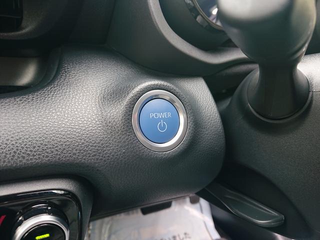 ★プッシュボタンスタート★電子カードキーを携帯していれば、ブレーキを踏みながらボタンを押すだけで、エンジンの始動が手軽に、スマートに行えます☆