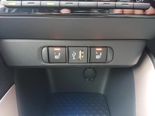 ★フロントシートヒーター★スイッチを押せば数分で座面が暖かくなります！エアコンよりも暖まりが早く、風向きや車内の乾燥などを気にする必要がありません。