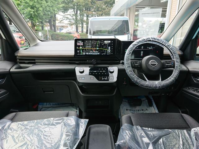 セレナ e-パワー ハイウェイスターV ●令和5年式 ●走行・39073Km ●純正12.3インチコネクトナビ ●ETC2.0 ●全方位カメラ ●前後ドラレコ ●衝突軽減ブレーキ ●ACC ●両側ハンズフリー電動スライドD ●電子パーキング(9枚目)