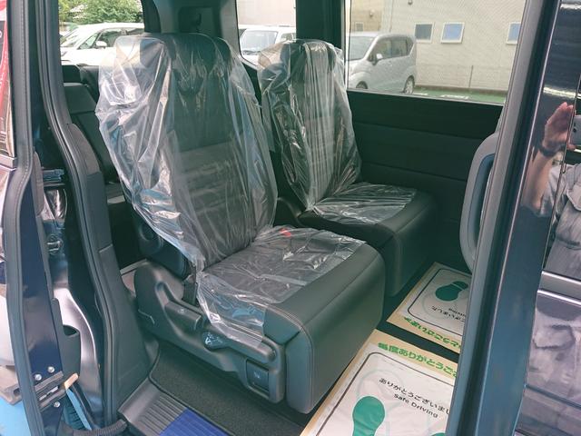 ステップワゴン ｅ：ＨＥＶスパーダ　プレミアムライン　●令和７年式　●走行・１４２４１Ｋｍ　●純正９インチコネクトナビ　●ＥＴＣ　●マルチビューカメラシステム　●電子パーキング　●ＡＣＣ　●衝突軽減ブレーキ　●両側電動スライドドア　●パワーテールゲート（50枚目）