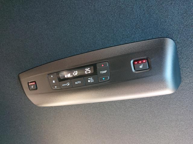 ステップワゴン ｅ：ＨＥＶスパーダ　プレミアムライン　●令和７年式　●走行・１４２４１Ｋｍ　●純正９インチコネクトナビ　●ＥＴＣ　●マルチビューカメラシステム　●電子パーキング　●ＡＣＣ　●衝突軽減ブレーキ　●両側電動スライドドア　●パワーテールゲート（52枚目）