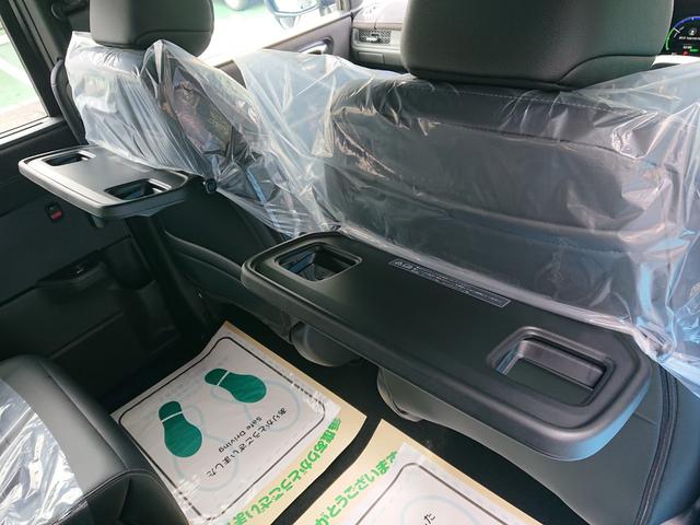 ステップワゴン ｅ：ＨＥＶスパーダ　プレミアムライン　●令和７年式　●走行・１４２４１Ｋｍ　●純正９インチコネクトナビ　●ＥＴＣ　●マルチビューカメラシステム　●電子パーキング　●ＡＣＣ　●衝突軽減ブレーキ　●両側電動スライドドア　●パワーテールゲート（55枚目）