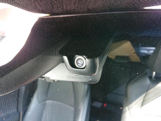 ハリアー Ｚ　●令和４年式　●走行・３２４１３Ｋｍ　●車検整備付　●純正１２．３インチディスプレイナビ　●ＥＴＣ２．０　●全方位カメラ　●前後録画機能付デジタルインナーミラー　●パワーバックドア　●衝突軽減ブレーキ（9枚目）