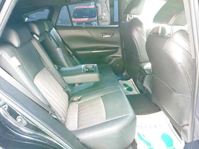 ハリアー Ｚ　●令和４年式　●走行・３２４１３Ｋｍ　●車検整備付　●純正１２．３インチディスプレイナビ　●ＥＴＣ２．０　●全方位カメラ　●前後録画機能付デジタルインナーミラー　●パワーバックドア　●衝突軽減ブレーキ（50枚目）