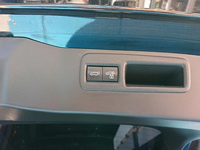 ハリアー Ｚ　●令和４年式　●走行・３２４１３Ｋｍ　●車検整備付　●純正１２．３インチディスプレイナビ　●ＥＴＣ２．０　●全方位カメラ　●前後録画機能付デジタルインナーミラー　●パワーバックドア　●衝突軽減ブレーキ（58枚目）