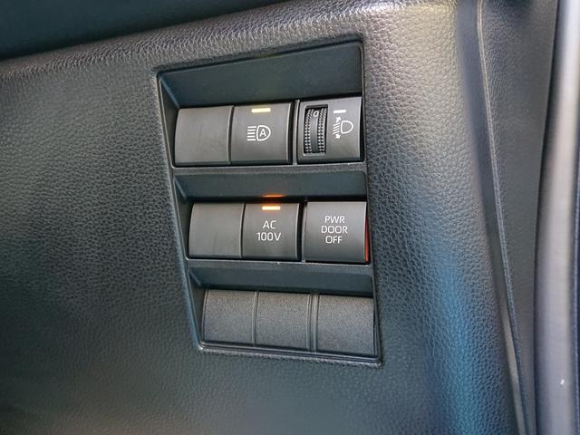 ヴォクシー ハイブリッドＳ－Ｚ　Ｅ－Ｆｏｕｒ　●令和４年式　●走行３１１６１Ｋｍ　●１０．５型ディスプレイナビ　●全方位カメラ　●パーキングアシスト　●ヘッドアップディスプレイ　●デジタルルームミラー　●前後ドラレコ　●ＥＴＣ２．０（55枚目）