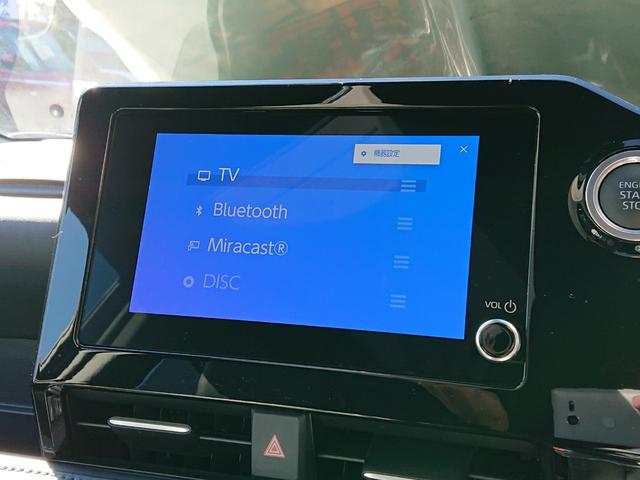 ヴォクシー Ｓ－Ｚ　●令和４年式　●走行１３５５８ｋｍ　●ディスプレイナビ　●全方位カメラ　●アドバンスドパーク　●パワーバックドア　●ＥＴＣ２．０　●両側電動スライドドア　●シートヒーター　●２列目オットマン　●禁煙車（5枚目）