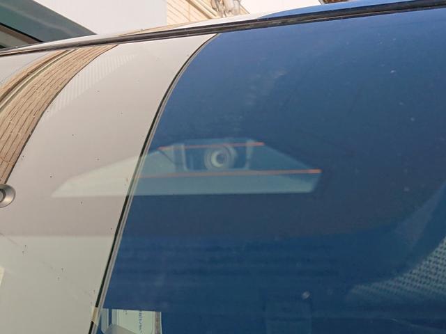 ヴォクシー Ｓ－Ｚ　●令和４年式　●走行１３５５８ｋｍ　●ディスプレイナビ　●全方位カメラ　●アドバンスドパーク　●パワーバックドア　●ＥＴＣ２．０　●両側電動スライドドア　●シートヒーター　●２列目オットマン　●禁煙車（19枚目）