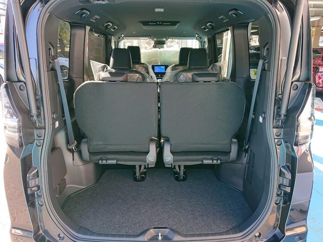 ヴォクシー Ｓ－Ｚ　●令和４年式　●走行１３５５８ｋｍ　●ディスプレイナビ　●全方位カメラ　●アドバンスドパーク　●パワーバックドア　●ＥＴＣ２．０　●両側電動スライドドア　●シートヒーター　●２列目オットマン　●禁煙車（58枚目）