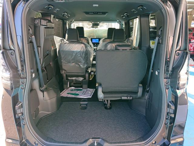 ヴォクシー Ｓ－Ｚ　●令和４年式　●走行１３５５８ｋｍ　●ディスプレイナビ　●全方位カメラ　●アドバンスドパーク　●パワーバックドア　●ＥＴＣ２．０　●両側電動スライドドア　●シートヒーター　●２列目オットマン　●禁煙車（59枚目）