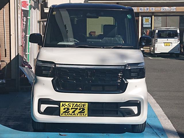 Ｎ－ＢＯＸカスタム コーディネートスタイル　●令和５年式　●走行・１６３０４Ｋｍ　●２トーンカラー　●純正８インチディスプレイオーディオ　●ＥＴＣ　●Ｂカメラ　●前後ドラレコ　●ＡＣＣ　●電子パーキング　●両側電動スライドＤ　●衝突軽減ブレーキ（2枚目）