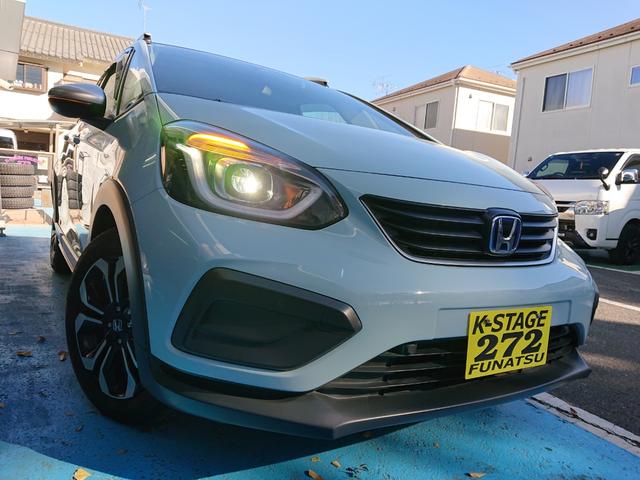 フィット ｅ：ＨＥＶクロスター　・４ＷＤ　●令和３年式　●走行・２２４３６Ｋｍ　●９インチプレミアムインターナビ　●ＥＴＣ　●バックカメラ　●ナビ連動前後ドラレコ　●電子パーキング　●ＡＣＣ　●衝突軽減ブレーキ　●ＬＥＤヘッドライト（32枚目）