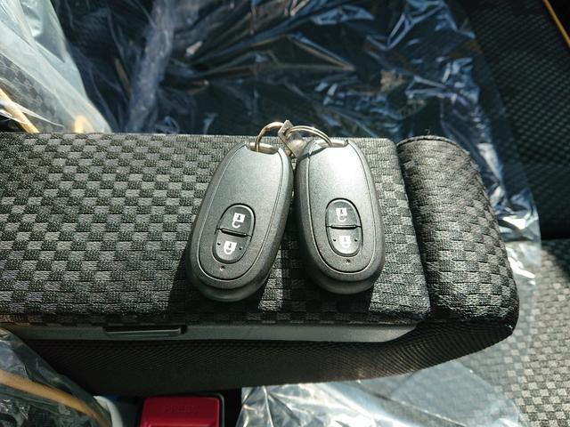 ハスラー J ●令和1年式 ●走行34259km ●ナビ ●バックカメラ ●衝突被害軽減ブレーキ ●前席シートヒーター ●HIDヘッドライト ●プッシュスタートボタン ●キーフリー ●Sエネチャージ ●禁煙車(23枚目)