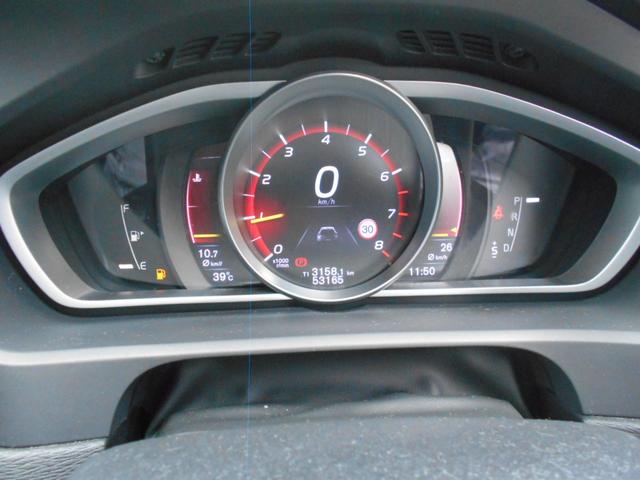 Ｖ４０ Ｔ５　Ｒデザイン　禁煙車・衝撃軽減・ＢＩＬＳ・ＡＣＣ・純正ナビ・Ｂｌｕｅｔｏｏｔｈ対応・黒革シート・ＥＴＣ・ＨＩＤ（28枚目）