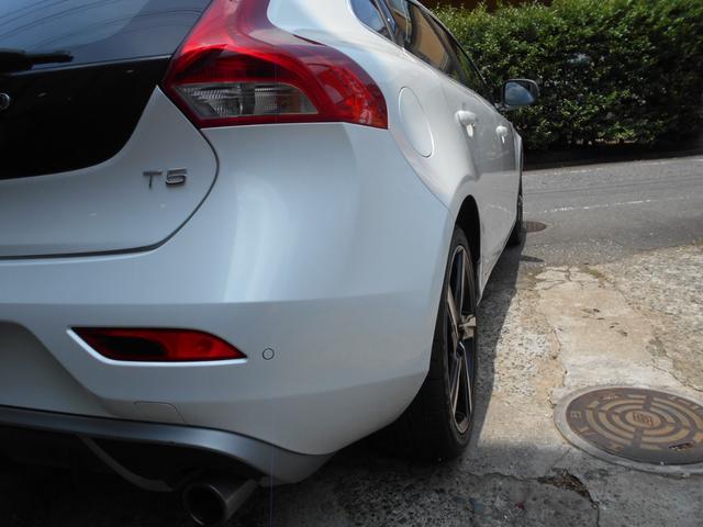 Ｖ４０ Ｔ５　Ｒデザイン　禁煙車・衝撃軽減・ＢＩＬＳ・ＡＣＣ・純正ナビ・Ｂｌｕｅｔｏｏｔｈ対応・黒革シート・ＥＴＣ・ＨＩＤ（37枚目）