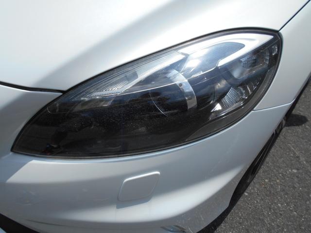 Ｖ４０ Ｔ５　Ｒデザイン　禁煙車・衝撃軽減・ＢＩＬＳ・ＡＣＣ・純正ナビ・Ｂｌｕｅｔｏｏｔｈ対応・黒革シート・ＥＴＣ・ＨＩＤ（57枚目）