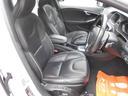 Ｖ４０ Ｔ５　Ｒデザイン　禁煙車・衝撃軽減・ＢＩＬＳ・ＡＣＣ・純正ナビ・Ｂｌｕｅｔｏｏｔｈ対応・黒革シート・ＥＴＣ・ＨＩＤ（8枚目）