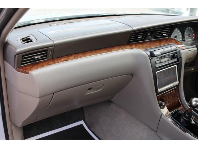 ローレル ２５メダリスト　後期型メダリスト改ＲＢ２５ターボエンジン＆５速公認／新品ブリッツＺＺ－Ｒ車高調／社外ＬＳＤ／フロント４ＰＯＴ＆リア２ＰＯＴキャリパー・ＨＰＩ前置インタークーラー・砲弾マフラー・Ｒ３２ＧＴ－Ｒ純正アルミ（39枚目）