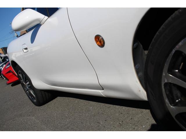 ロードスター Ｍ　オートマ車／ベージュ幌／１０３．８００キロ時にタイミングベルト、ウォーターポンプ、オイル＆カムシール交換済／ダブルエアバック／ドラレコ／ＥＴＣ（11枚目）