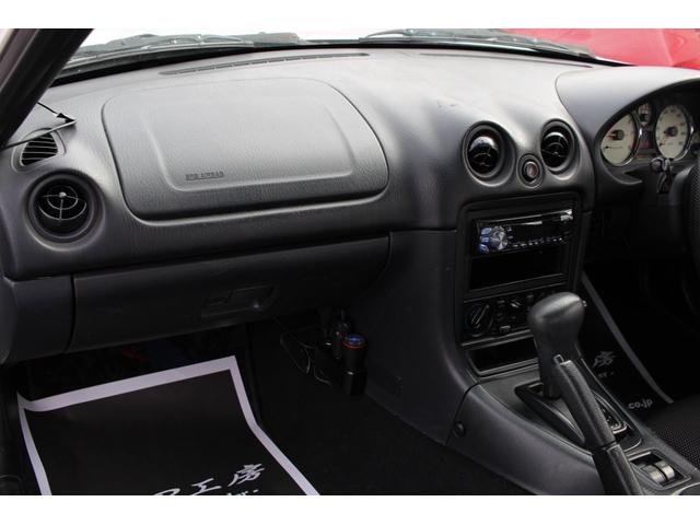 ロードスター Ｍ　オートマ車／ベージュ幌／１０３．８００キロ時にタイミングベルト、ウォーターポンプ、オイル＆カムシール交換済／ダブルエアバック／ドラレコ／ＥＴＣ（26枚目）