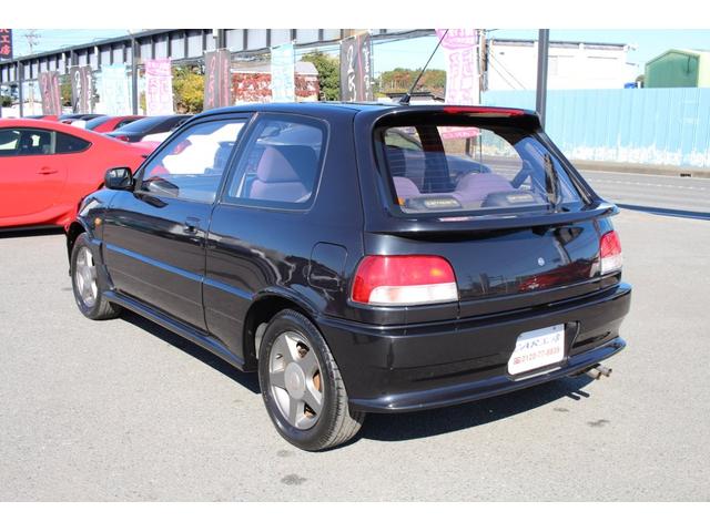 シャレードデ・トマソ ベースグレード　ノーマル車／ツインカムエンジン／純正５速ＭＴ／純正レカロシート／純正ナルディステアリング／純正１４インチアルミホイル／純正フォグランプ（4枚目）