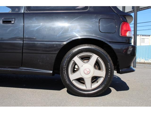 シャレードデ・トマソ ベースグレード　ノーマル車／ツインカムエンジン／純正５速ＭＴ／純正レカロシート／純正ナルディステアリング／純正１４インチアルミホイル／純正フォグランプ（16枚目）