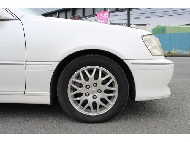 クラウン アスリートＶ　後期型／ノーマル車両／ユーザー様買取仕入れ／１ＪＺ－ＧＴＥターボエンジン／純正アルミ／運転席パワーシート／キーレス／ＨＩＤライト／レースハーフカバー付き（16枚目）