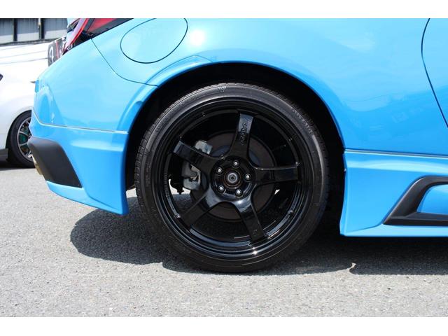 ＧＲ８６ ＲＺ　ＧＲエアロ（フロント／サイドスカート／リアバンパー／トランク）・ＧＲスポーツマフラー・ＲＡＹＳグラムライツ５７ＣＲ１８インチアルミホイル・純正ナビ・ＴＶ・ＥＴＣ・バックカメラ・スマートキー２個（28枚目）