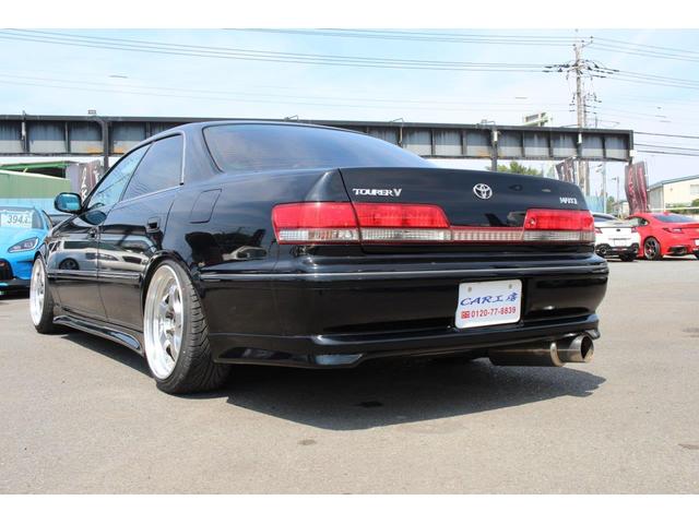 マークII ツアラーＶ　後期型／５速改ＪＺＸ１１０ＭＴ公認／キーレス／ナルディステア・エアロパーツ／ＫＴＳ車高調／ＨＫＳエアクリ／ＨＰＩアルミラジエター＆前置インタークーラー／柿本車マフラー・社外１８インチアルミホイル（4枚目）