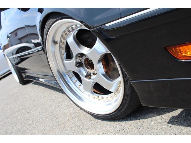 マークII ツアラーＶ　後期型／５速改ＪＺＸ１１０ＭＴ公認／キーレス／ナルディステア・エアロパーツ／ＫＴＳ車高調／ＨＫＳエアクリ／ＨＰＩアルミラジエター＆前置インタークーラー／柿本車マフラー・社外１８インチアルミホイル（11枚目）
