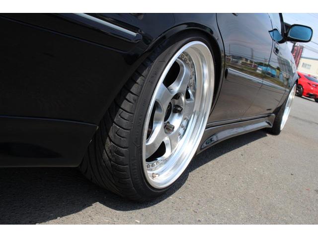 マークII ツアラーＶ　後期型／５速改ＪＺＸ１１０ＭＴ公認／キーレス／ナルディステア・エアロパーツ／ＫＴＳ車高調／ＨＫＳエアクリ／ＨＰＩアルミラジエター＆前置インタークーラー／柿本車マフラー・社外１８インチアルミホイル（13枚目）