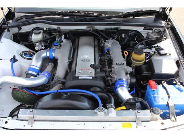 マークII ツアラーＶ　後期型／５速改ＪＺＸ１１０ＭＴ公認／キーレス／ナルディステア・エアロパーツ／ＫＴＳ車高調／ＨＫＳエアクリ／ＨＰＩアルミラジエター＆前置インタークーラー／柿本車マフラー・社外１８インチアルミホイル（22枚目）