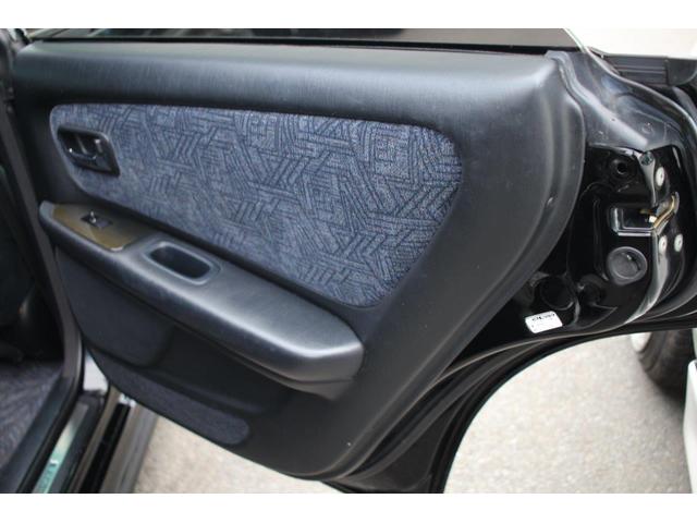 マークII ツアラーＶ　後期型／５速改ＪＺＸ１１０ＭＴ公認／キーレス／ナルディステア・エアロパーツ／ＫＴＳ車高調／ＨＫＳエアクリ／ＨＰＩアルミラジエター＆前置インタークーラー／柿本車マフラー・社外１８インチアルミホイル（32枚目）